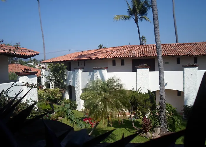 Cabo Blanco Hotel&Marina Barra de Navidad