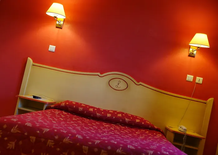 Hotel L'etape- Bouc Bel Air - Gardanne- plan de campagne