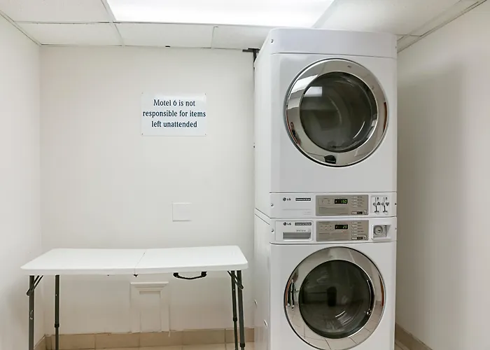 Motel 6-New Orleans, La - Near Downtown