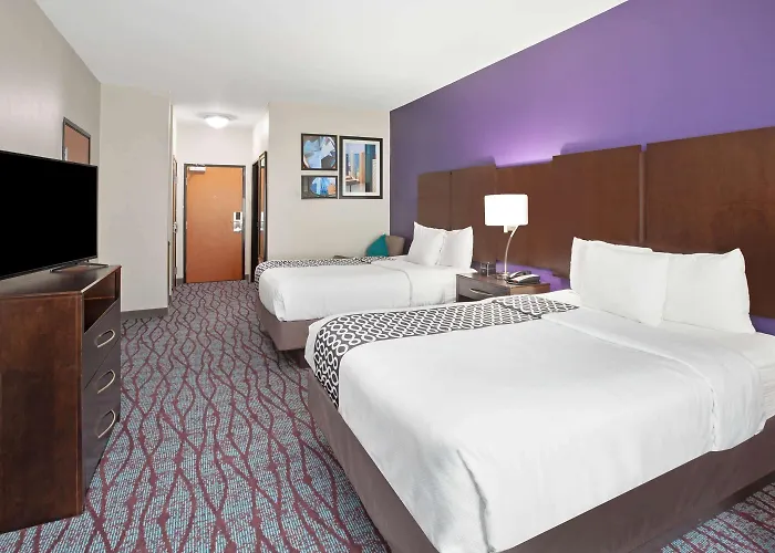 La Quinta Inn & Suites By Wyndham Houston Pasadena North