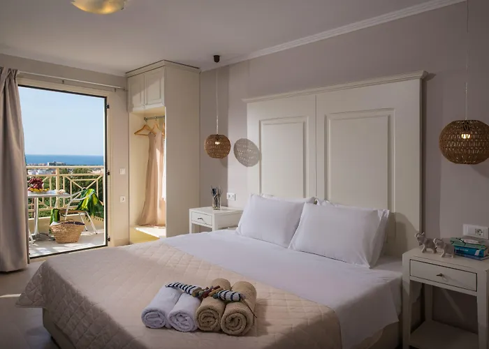 Notos Heights Hotel & Suites Malia
