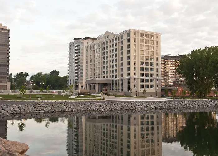 Residence Inn By Marriott Kingston Water'S Edge