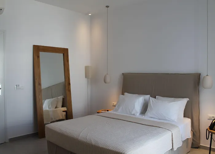 Vienoula'S Garden Hotel