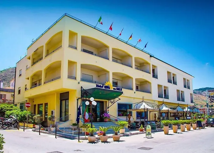 Hotel Riva Del Sole