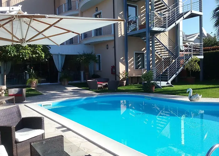Gullo Hotel