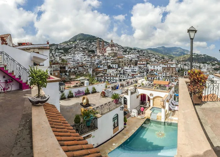 Boutique Pueblo Lindo