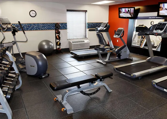 Hampton Inn & Suites Fargo Medical Center