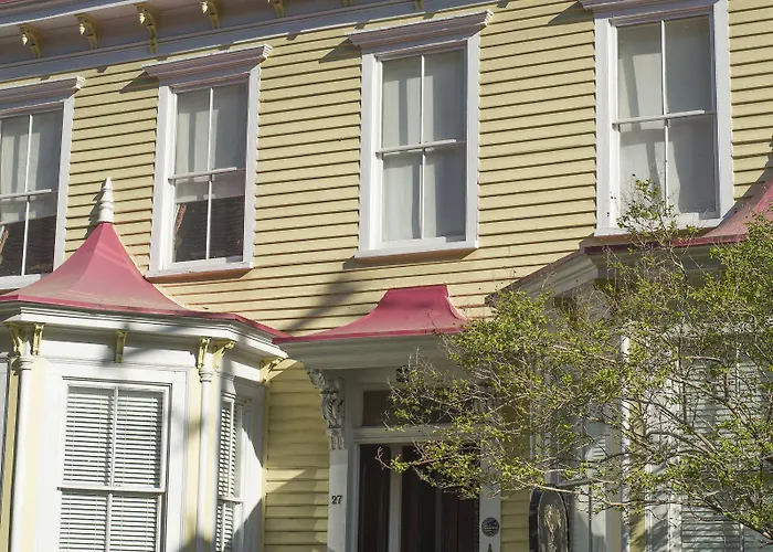 Barksdale House Inn
