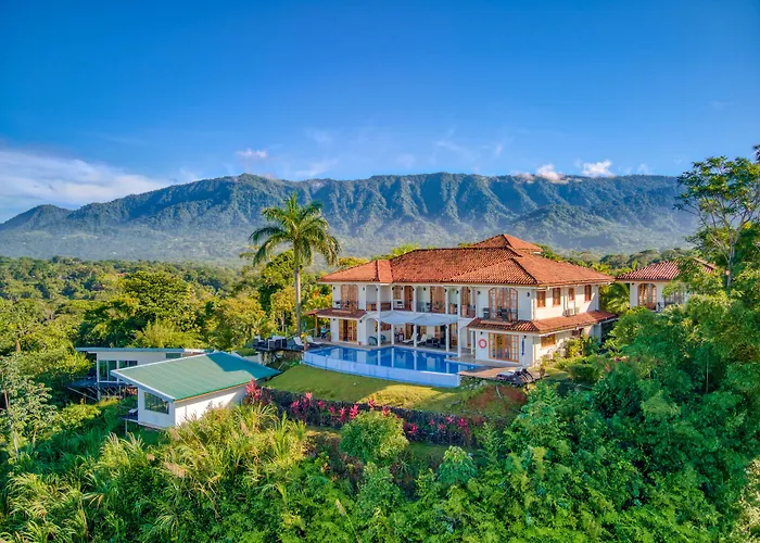 El Castillo Luxury Boutique Hotel-