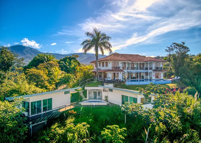El Castillo Luxury Boutique Hotel-