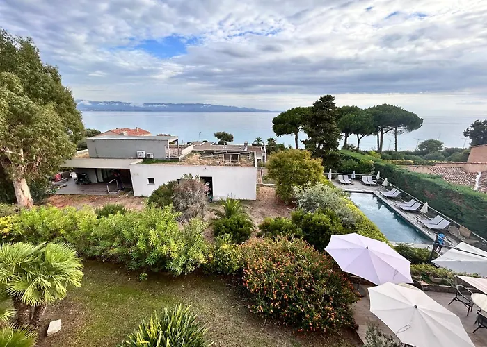 Hôtel La Pinède Ajaccio 