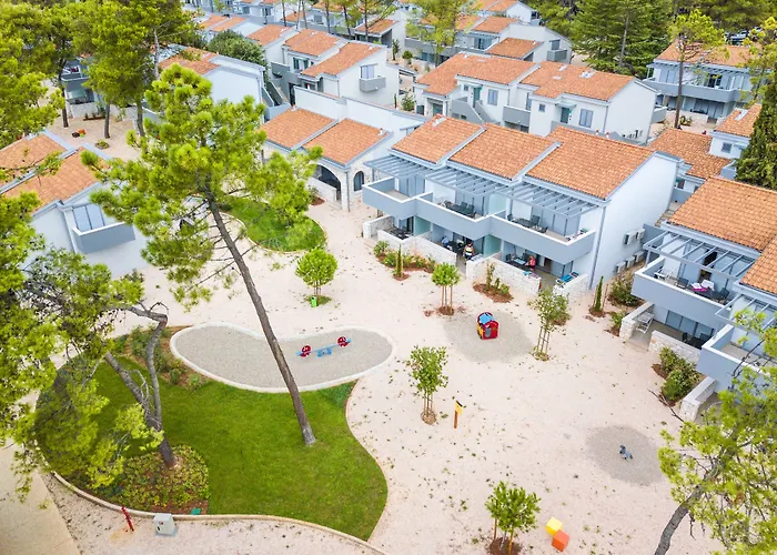 Zaton Holiday Resort Apartments Nin