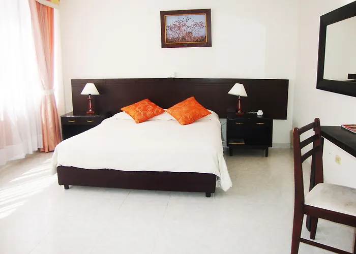 Hotel Del Llano