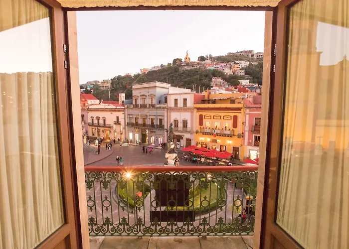 Hotel de la Paz