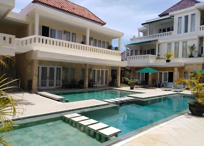 Bali Court & Apartment
