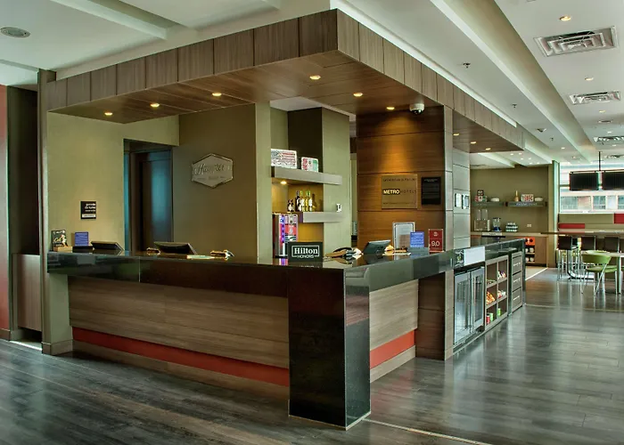 Hampton By Hilton Cali