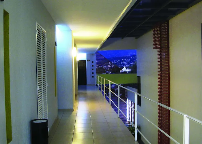 Hotel Rs Suites