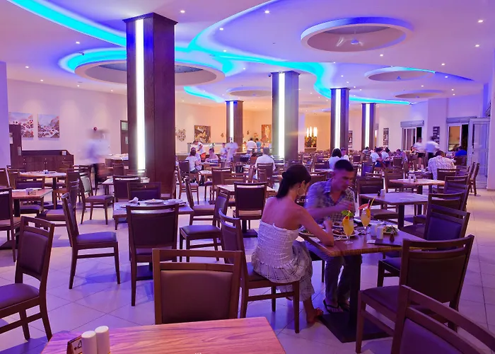 Tofinis Hotel Ayia Napa