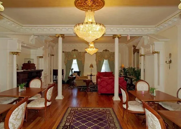The Hotel Magnolia
