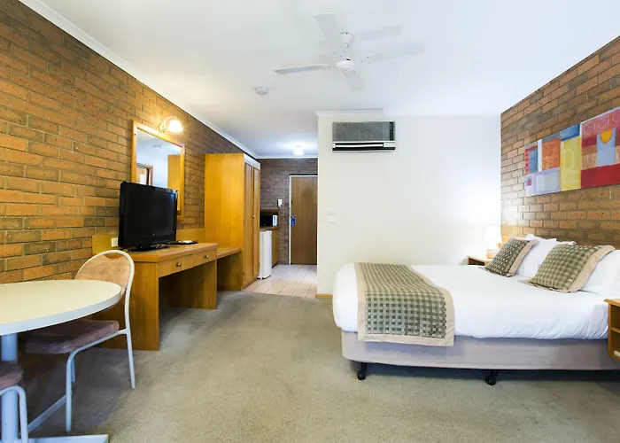 Sportslander Motor Inn