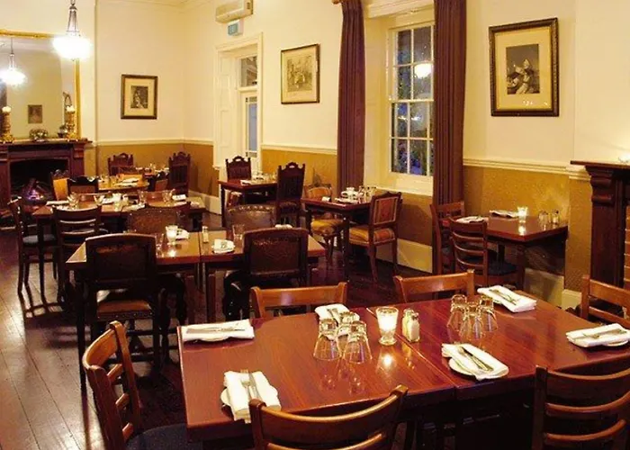 Rose & Crown Hotel