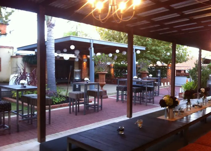 Rose & Crown Hotel Perth