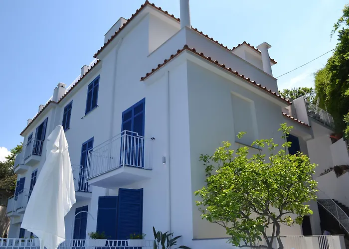 Boutique Hotel Helios (Adults Only)
