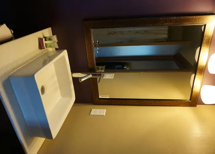 Lia Hotel
