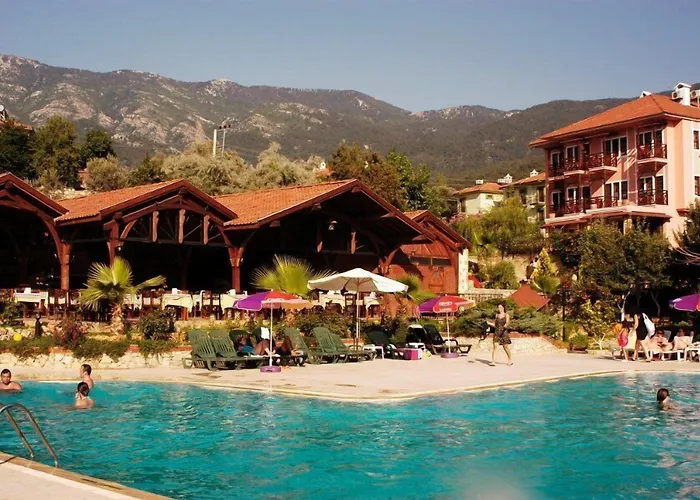 Club Pink Palace Hotel Ölüdeniz