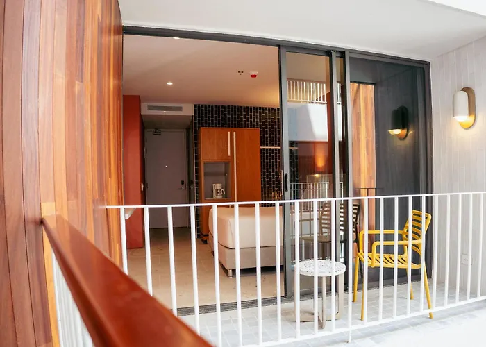 Zapadilly Tree Hotel