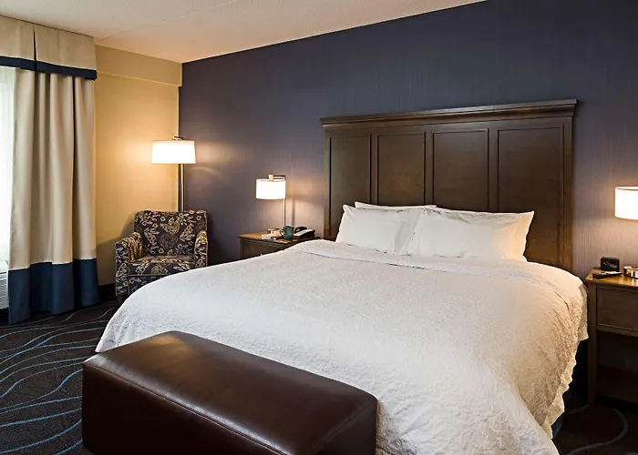 Hampton Inn By Hilton Ottawa Airport