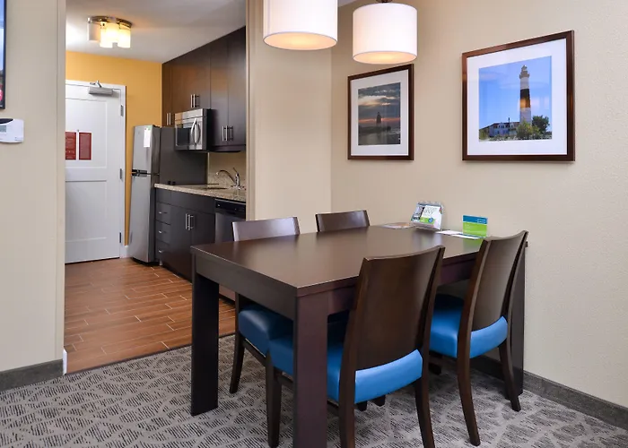 Towneplace Suites By Marriott Detroit Commerce