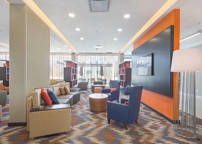 Courtyard By Marriott