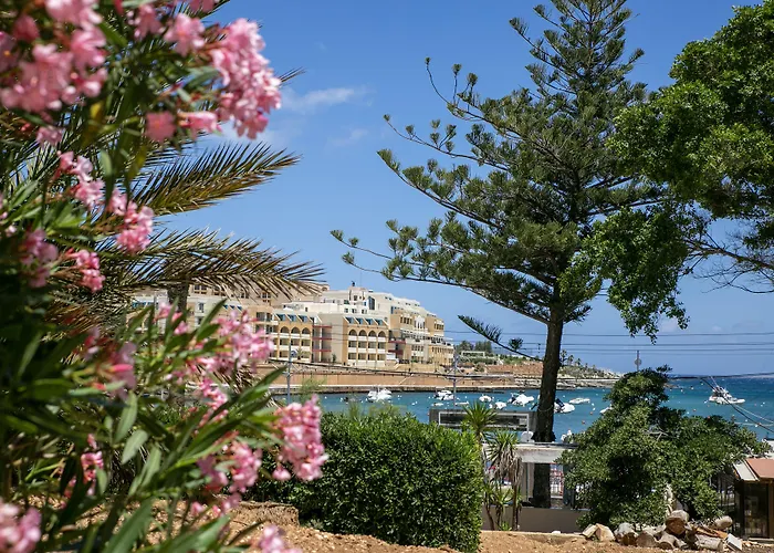 Beach Garden Hotel San Ġiljan