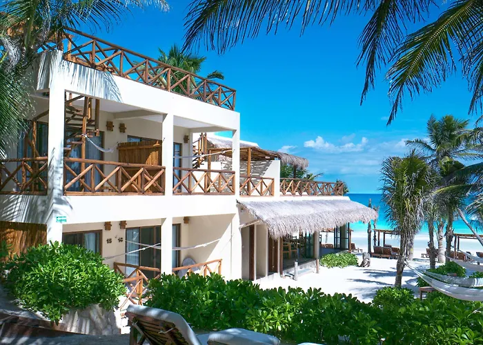 Dune Boutique Hotel Located At The Party Zone (Adults Only)