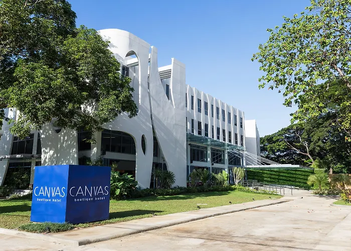 Canvas Boutique