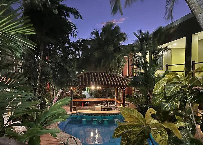 Hotel Iguana Verde