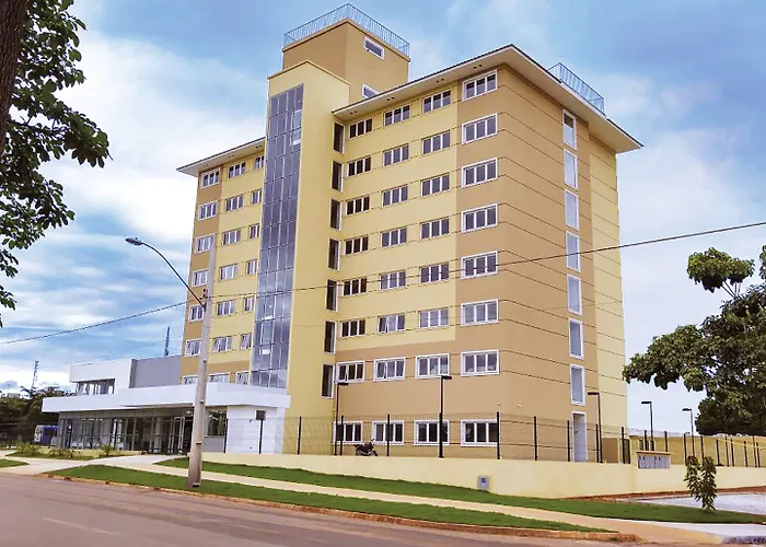 Hotel 10 Palmas