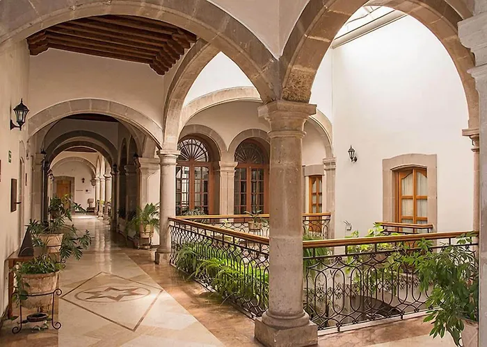 Hostal De La Monja