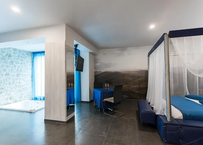 Halanus Hotel And Resort
