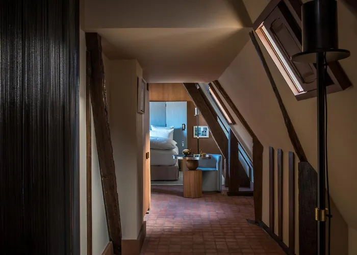 Cour Des Vosges - Evok Collection