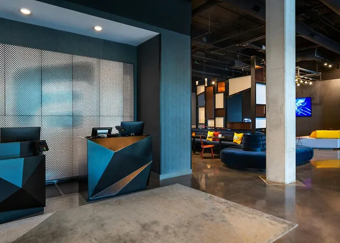 Aloft Omaha West
