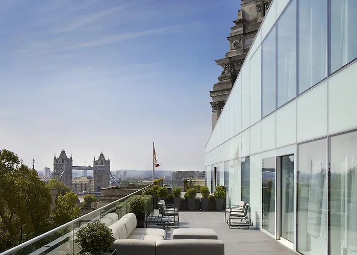Four Seasons Hotel London At Tower Bridge