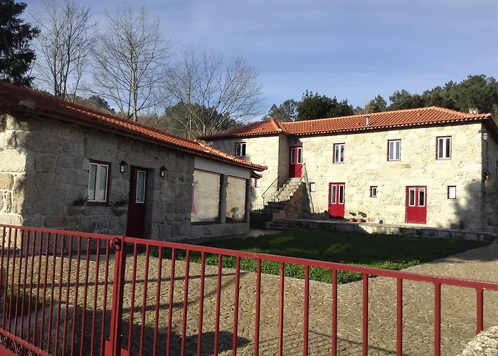 Casas Do Eido E Casa Da Viuva