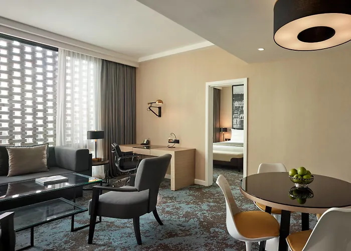 Hotel Stripes Kuala Lumpur, Autograph Collection