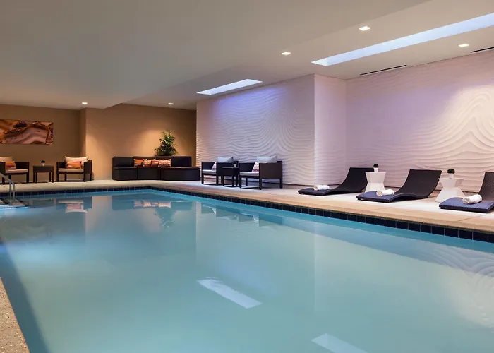 Courtyard By Marriott Phoenix Downtown