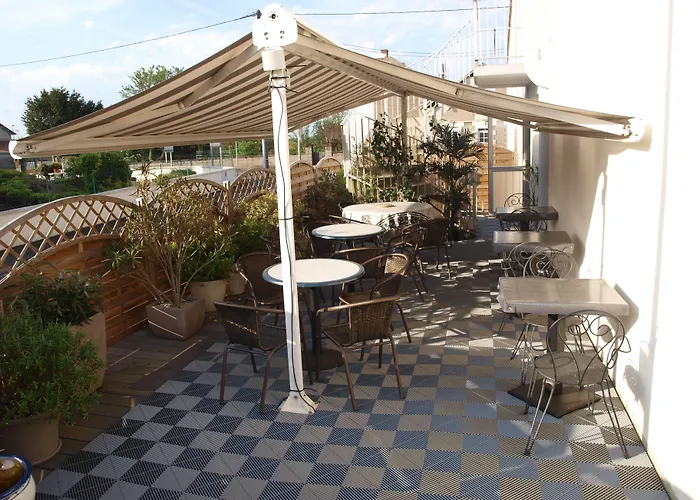 Confort Hôtel Thouars