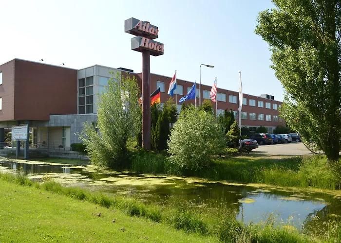 Atlas Hotel Holiday