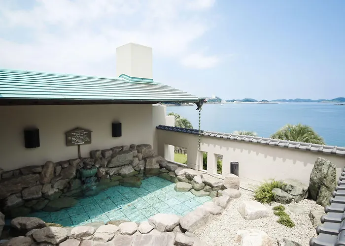 Toba Seaside Hotel