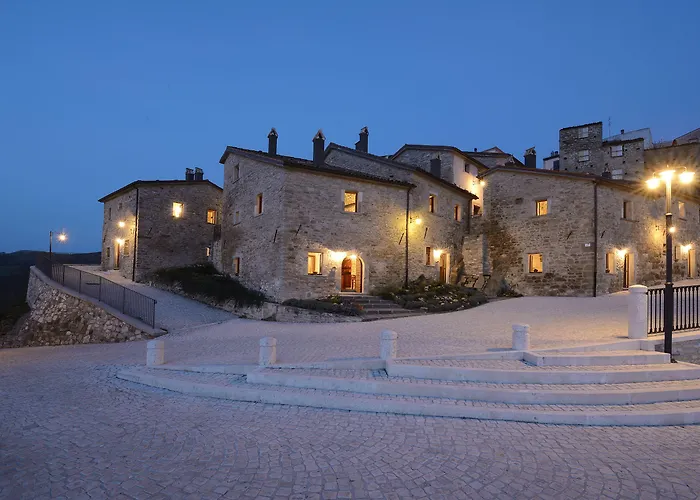 Borgotufi Albergo Diffuso